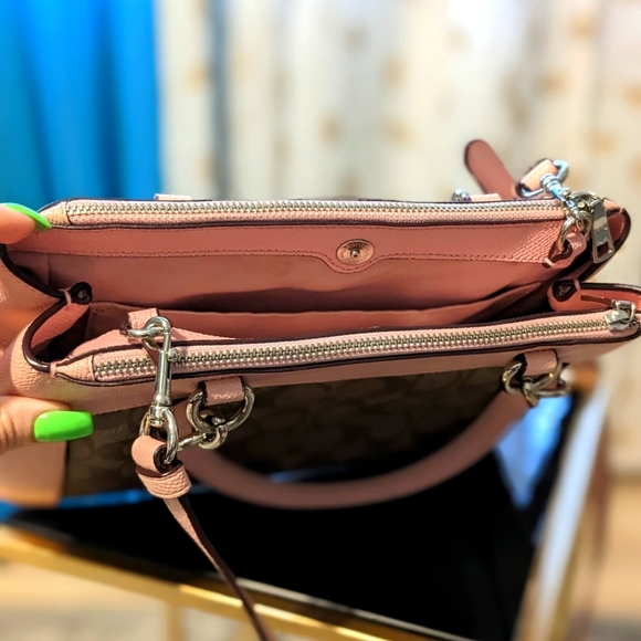 Coach purse -pink/tan - Picture 3 of 3